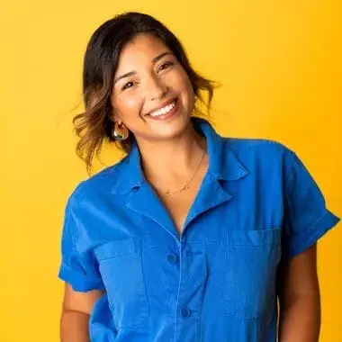Copy of HannahEllyCocca Headshot